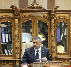 القاضي حيدر حنون يعلن أولى نتائج زيارته إلى المثنى : نبحث عن عقود الغرف المظلمة