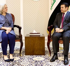 الأعرجي يستقبل السفيرة الأمريكية في بغداد و يؤكد مضي الحكومة بتنفيذ برانامجها