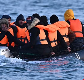 الحكومة تعلق على هجرة مواطني إقليم كردستان غير الشرعية