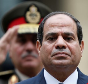 السيسي يطالب الجيش بترميم مقبرة الشعراوي بعد تعرضها للغرق