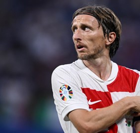تدخل رسمي لمنع مودريتش من الاعتزال