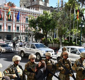 بوليفيا.. قادة الانقلاب الفاشل يودعون الحبس الاحتياطي
