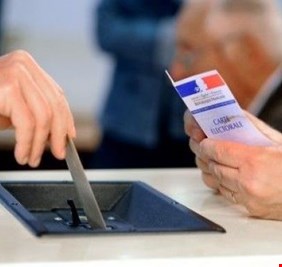 فرنسا.. الناخبون يدلون بأصواتهم في انتخابات تشريعية مبكرة
