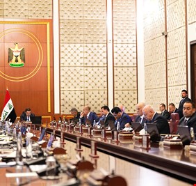 الحكومة تقرر اعفاء و تدوير  7  مديرين عامين