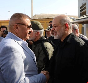 وزير الداخلية يكشف اعداد الزائرين الإيرانيين إلى العراق هذا الموسم
