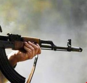 مسلحون يهاجمون منزل ناشط مدني في جنوب العراق