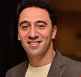 محمد سلام يكشف حقيقة عدم تلقيه عروضاً فنّية