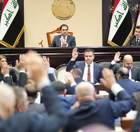 البرلمان يمرر قانون الملاك و يسحب الأحوال المدنية