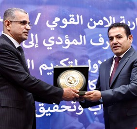 مستشارية الأمن القومي تكرّم الطلبة الفائزين بمسابقة البحوث الأكاديمية المتخصصة بمكافحة التطرف المؤدي الى الإرهاب