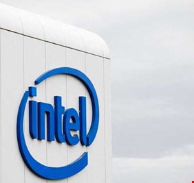 إنتل تسرّح 15% من موظفيها وتعلق توزيع الأرباح