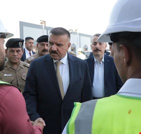 وزير الداخلية يزور مركز التدريب الأساسي في بغداد