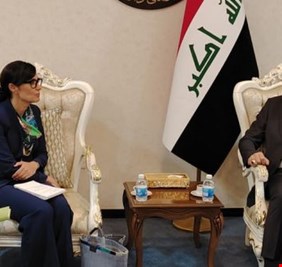 المالية النيابية و وفد امريكي يبحثان ملف العقوبات على المصارف الأهلية