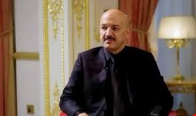 بطل سرقة القرن نور زهير: رضخت لابتزاز سياسيين لهذا السبب..