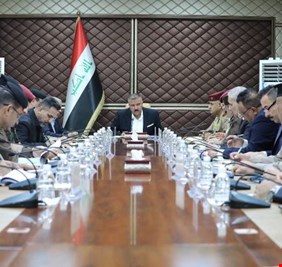 وزير الداخلية يترأس مؤتمرا أمنياً لمناقشة خطة زيارة وفاة الرسول