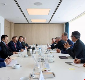 الأعرجي يلتقي في بروكسل المدير العام للعمليات المدنية في الاتحاد الأوروبي