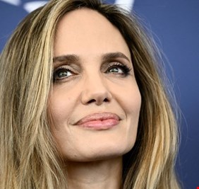 أنجلينا جولي تخشى أن تخيّب أمل محبي الأوبرا وماريا كالاس