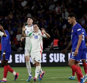 إيطاليا تسقط فرنسا بعقر دارها بأولى جولات دوري الأمم الأوروبية