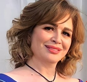 إلهام شاهين من العزاء إلى الزفاف في يوم واحد