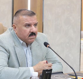 وزير الداخلية يستمع الى الإيجاز الشهري لمفاصل وتشكيلات الوزارة