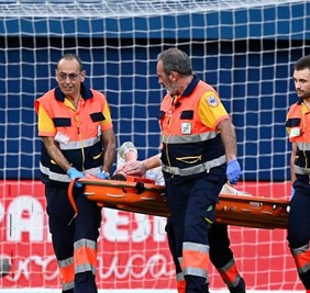 هل يستطيع برشلونة التعاقد مع حارس جديد بعد إصابة تير شتيغن؟