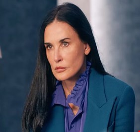 هروب جمهور فيلم ديمي مور الجديد فور عرضه.. فما الأسباب؟