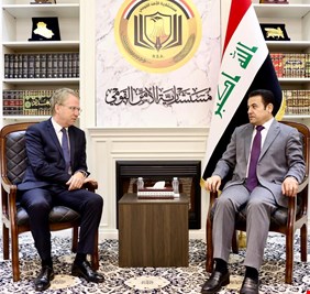 الأعرجي يستقبل السفير الفرنسي في بغداد