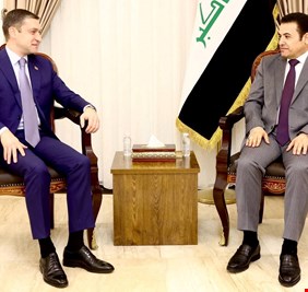 الأعرجي يستقبل السفير الأذربيجاني في بغداد
