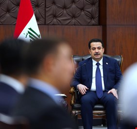رئيس الوزراء يؤكد لوفد سني سلامة موقف العراق من أحداث غزة و لبنان