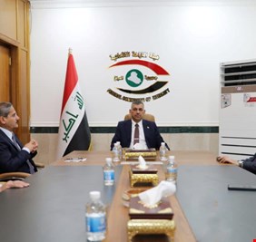 القاضي (حيدر حنون) يجتمع بالملاك المتقدم للهيئة ويحث على ضرورة الإسراع في حسم قضايا الفساد