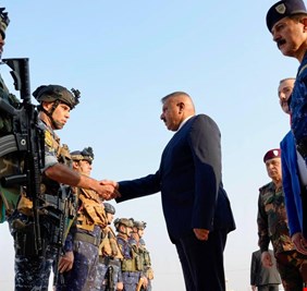 وزير الداخلية يزور قيادة الفرقة الخامسة شرطة اتحادية