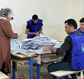 المفوضية تعلن نقل نتائج الاقتراع لبرلمان كردستان إلى بغداد
