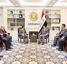 الأعرجي يستقبل ممثل الأمين العام للأمم المتحدة في العراق والوفد المرافق له