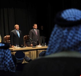وزير الداخلية يلتقي شيوخ ووجهاء عشائر محافظة ذي قار