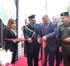 وزير الداخلية يفتتح مركزي العلاج الطبيعي والتأهيل الطبي وصناعة الأطراف والمساند الطبية