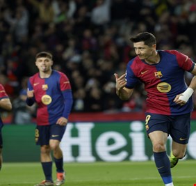 برشلونة يتخطى بريست ويصعد إلى مركز الوصافة في دوري الأبطال