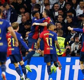 برشلونة وكلاسيكو ألماني اليوم .. المواعيد والقنوات