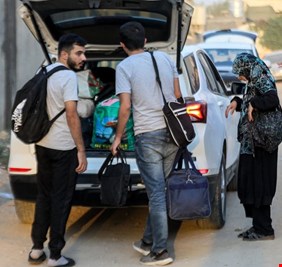 مغادرة الدفعة الثانية من النازحين اللبنانيين للأراضي العراقية