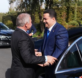 السوداني يجري زيارة خاطفة إلى الأردن