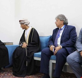 ممثل الأمم المتحدة يكشف تفاصيل لقائه المرجع السيستاني