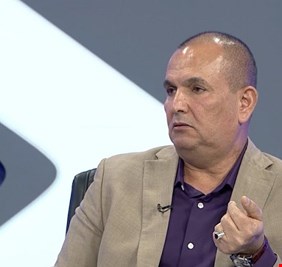 نائب يكشف عن حراك لإنهاء البرلمان الحالي و الدعوة لانتخابات مبكرة