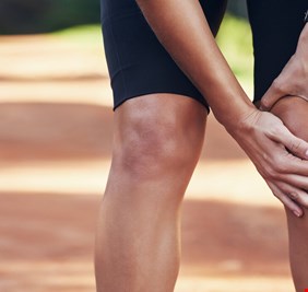 بطرق طبيعية.. 5 أطعمة تحارب آلام المفاصل وتحسن الحركة