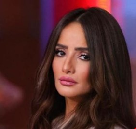 زينة تكشف عن معاناة الولادة في الغربة: «كنت وحيدة وأولادي مرضى»