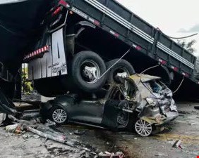 مصرع العشرات بحادث سير في البرازيل