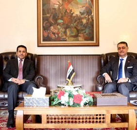 الأعرجي يزور السفارة العراقية في المغرب