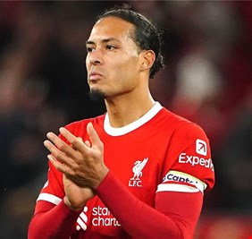 رد حاسم.. حقيقة تعاقد ريال مدريد مع فيرجيل فان دايك
