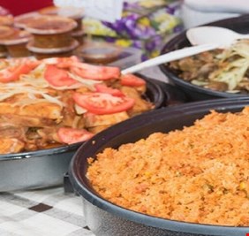 طاهية تدخل موسوعة غينيس بتحضير 15000 طبق في وقت قياسي