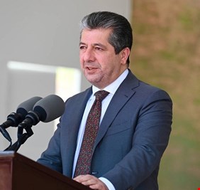 بارزاني يدعو لحل جذري لمشكلة رواتب موظفي الإقليم