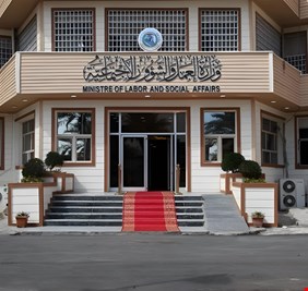 إطلاق رواتب الرعاية الاجتماعية لأكثر من 124 الف عائلة