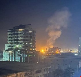 غارات إسرائيلية عنيفة في حلب السورية