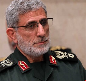 ايران تدعو الفصائل إلى الالتفاف حول الحكومة و تدعو لتجنب الحرب